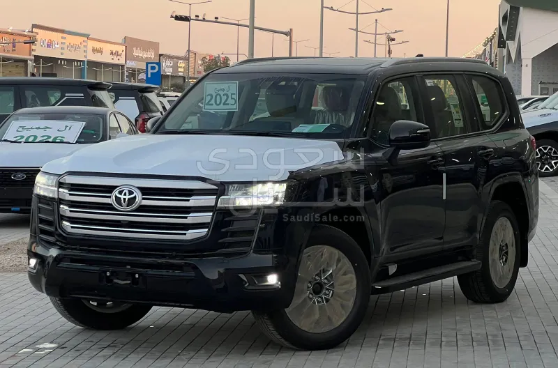 2025 تويوتا لاند كروزر جي اكس ار