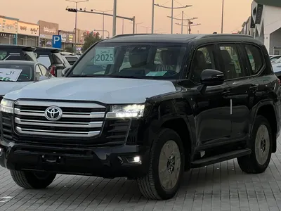 2025 تويوتا لاند كروزر جي اكس ار