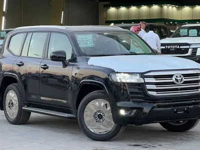 2025 تويوتا لاند كروزر جي اكس ار