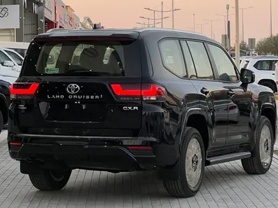 2025 تويوتا لاند كروزر جي اكس ار