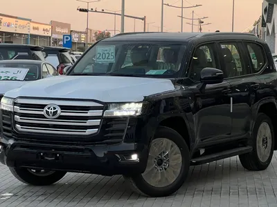 2025 تويوتا لاند كروزر جي اكس ار