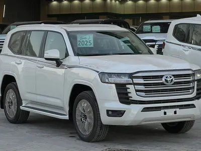 2025 تويوتا لاند كروزر جي اكس ار4