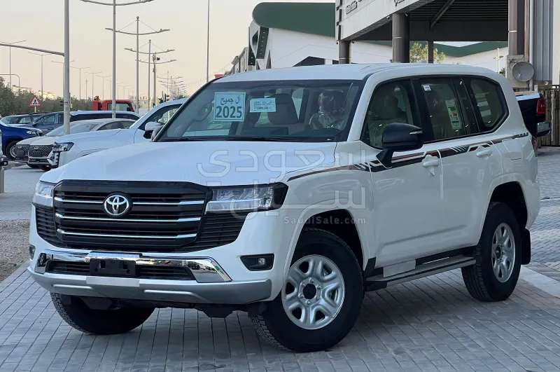 2025 تويوتا لاند كروزر جي اكس