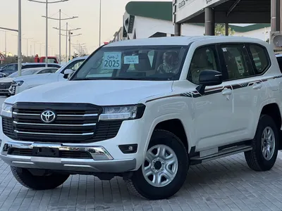 2025 تويوتا لاند كروزر جي اكس