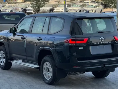 2025 تويوتا لاند كروزر جي اكس