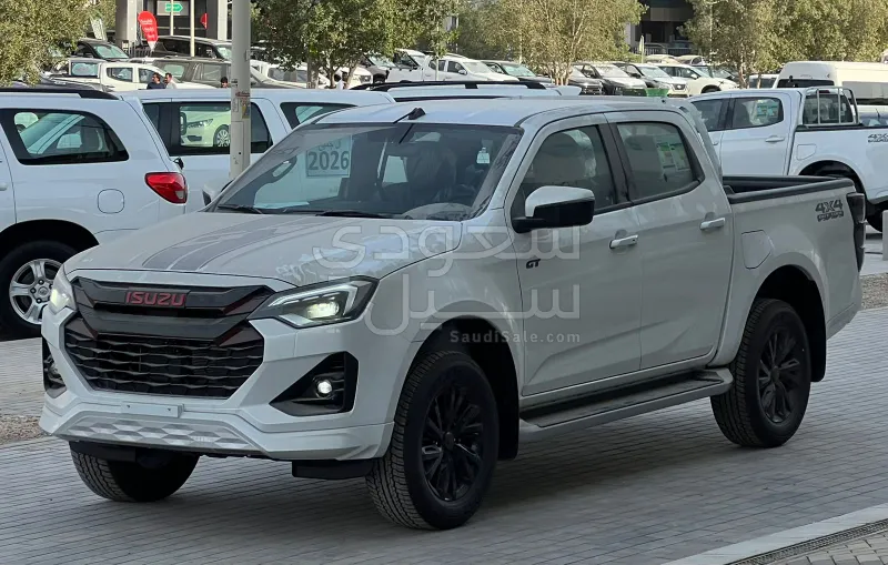 2026 ايسوزو بيكب غمارتين