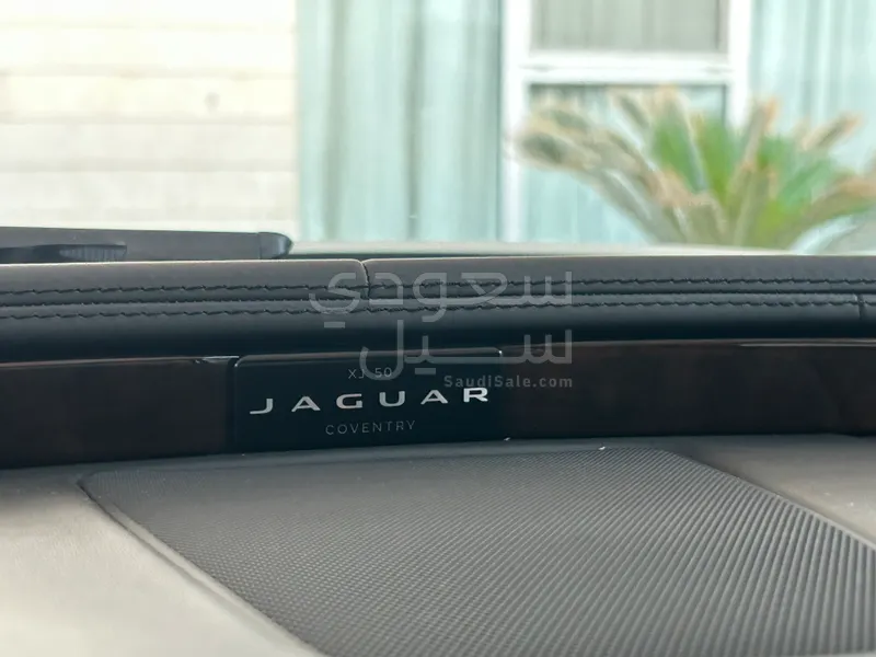 2019 جاكوار اكس جي ال بورتفوليو