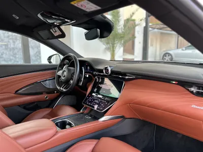 2024 مازيراتي جرانتوريزمو اس