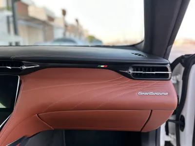 2024 مازيراتي جرانتوريزمو اس