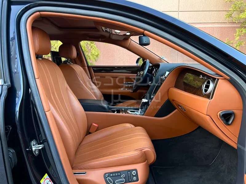 2015 بنتلي كونتيننتل فلاينج سبير