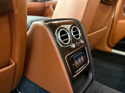 2015 بنتلي كونتيننتل فلاينج سبير