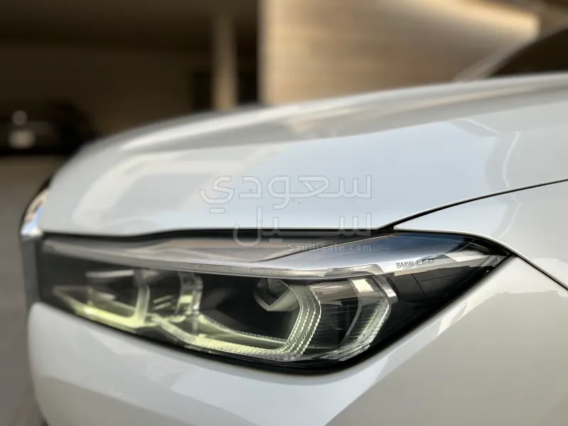 2022 بي ام دبليو الفئة السابعة 730 إل أي