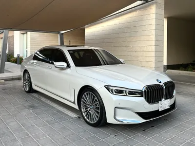 2022 بي ام دبليو الفئة السابعة 730 إل أي