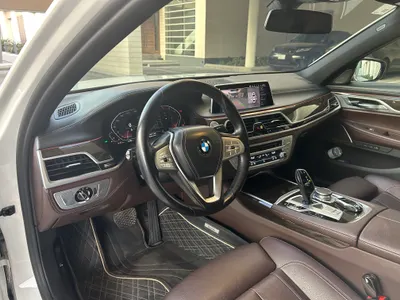 2022 بي ام دبليو الفئة السابعة 730 إل أي