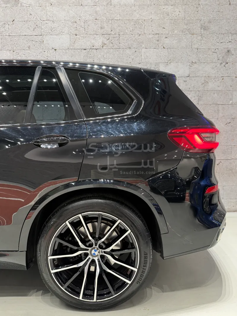 2019 بي ام دبليو الفئة اكس 5