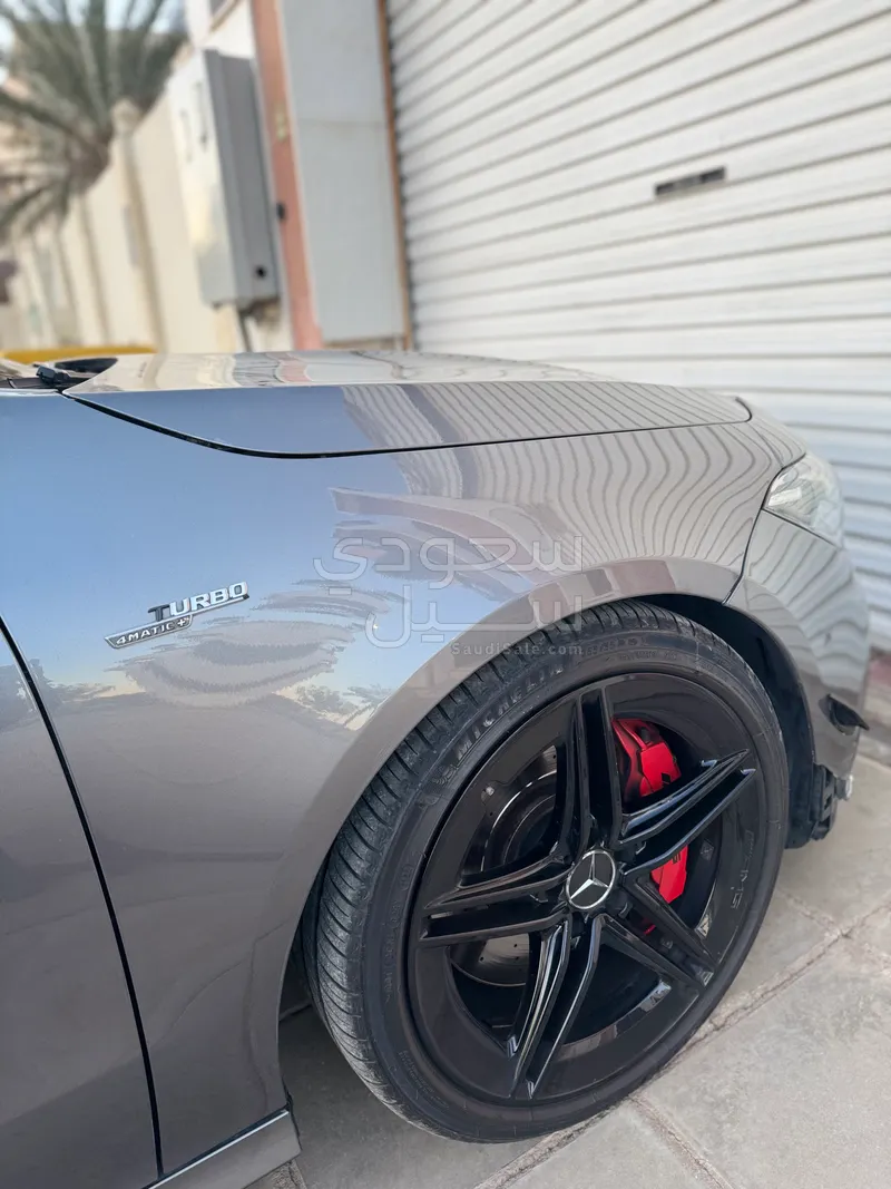 2021 مرسيدس - بنز سي إل أي 45إس أي إم جي