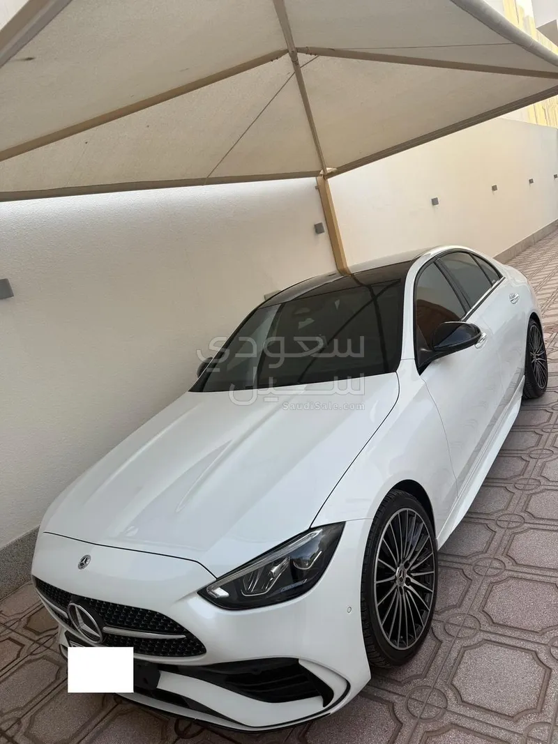 2023 مرسيدس - بنز سي 300