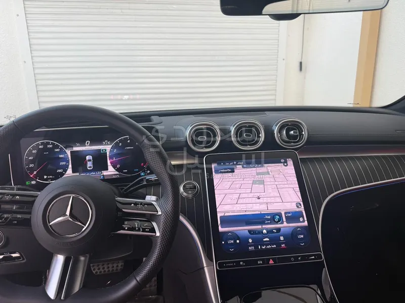 2023 مرسيدس - بنز سي 300