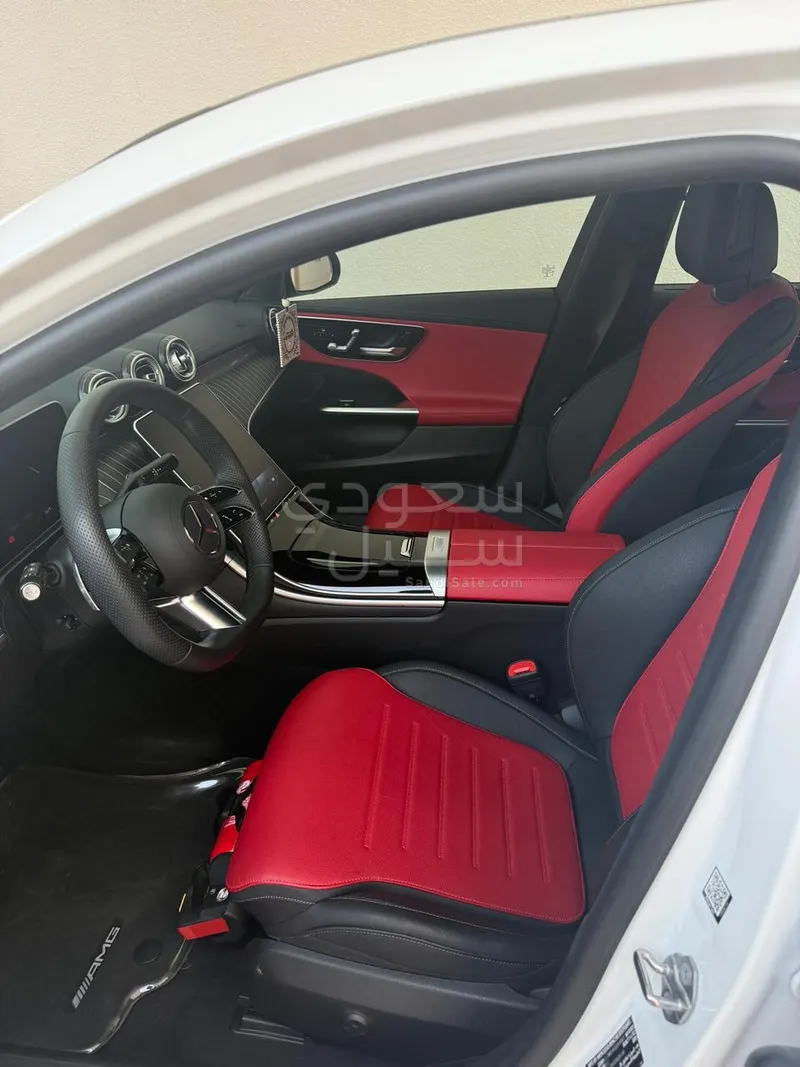 2023 مرسيدس - بنز سي 300