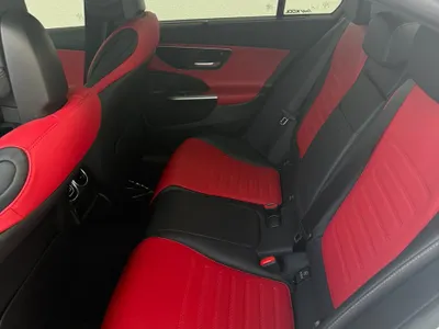 2023 مرسيدس - بنز سي 300