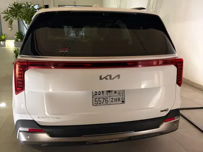 2025 كيا كارنفال