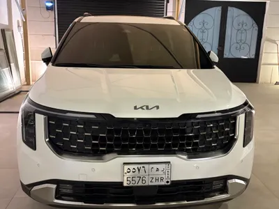 2025 كيا كارنفال