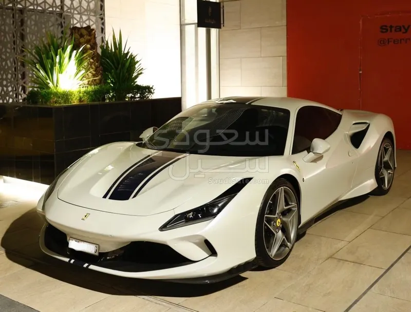 2021 فيراري اف 8 تريبوتو