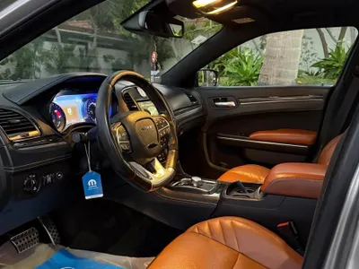 2016 كرايسلر 300 اس ار تي 8