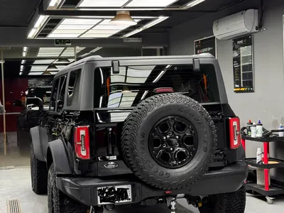 2021 فورد برونكو وايلد تراك