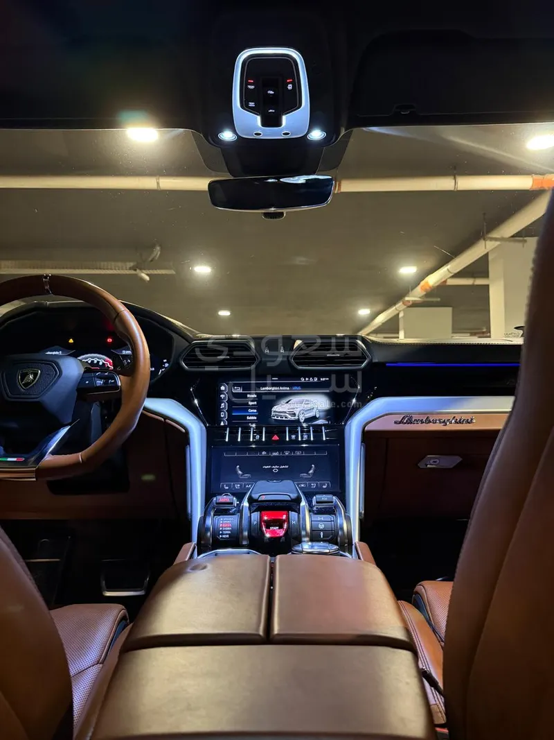 2020 لمبرجيني اوروس اس