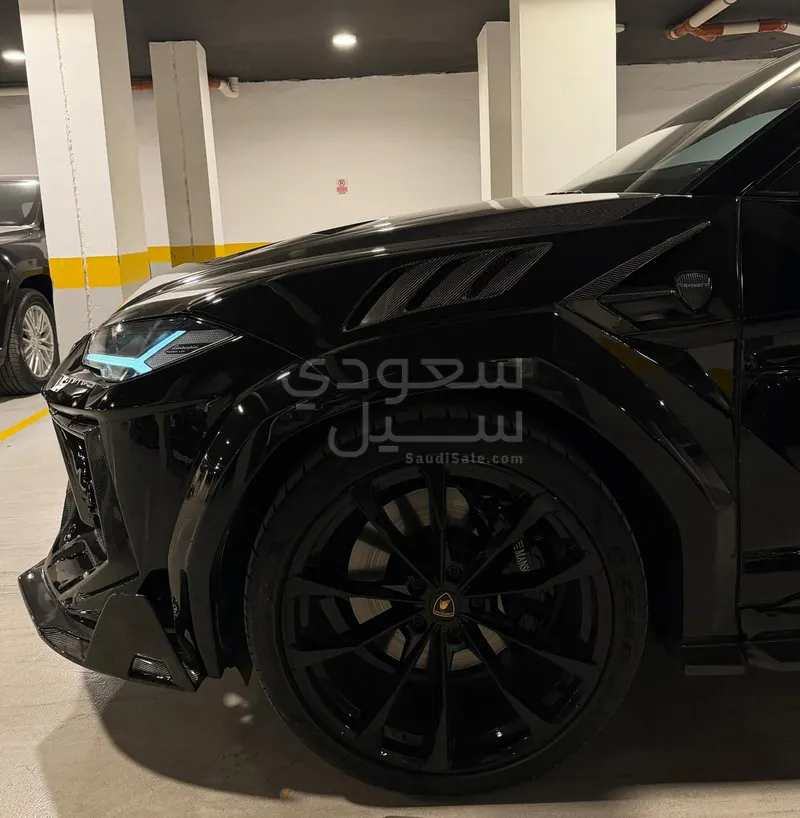 2020 لمبرجيني اوروس اس