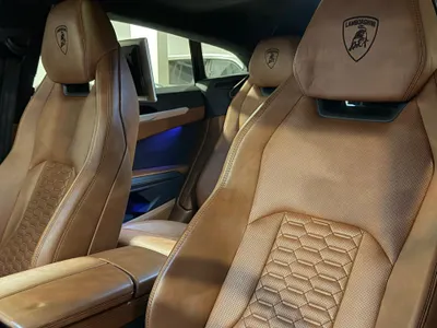 2020 لمبرجيني اوروس اس