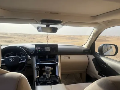 2024 تويوتا لاند كروزر جي اكس ار 3