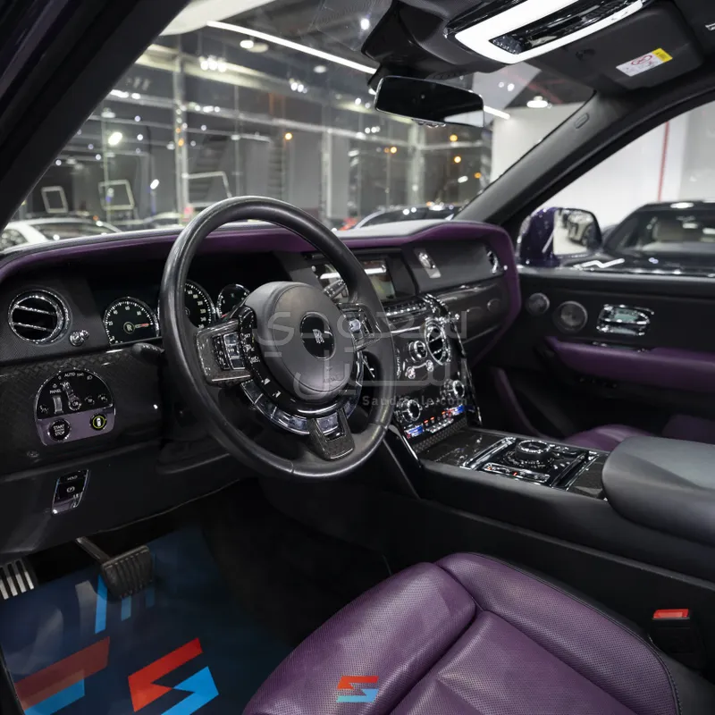 2020 رولز رويس كولينان بلاك بادج