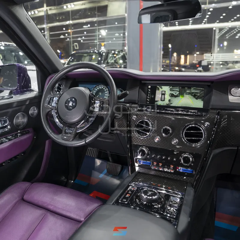 2020 رولز رويس كولينان بلاك بادج