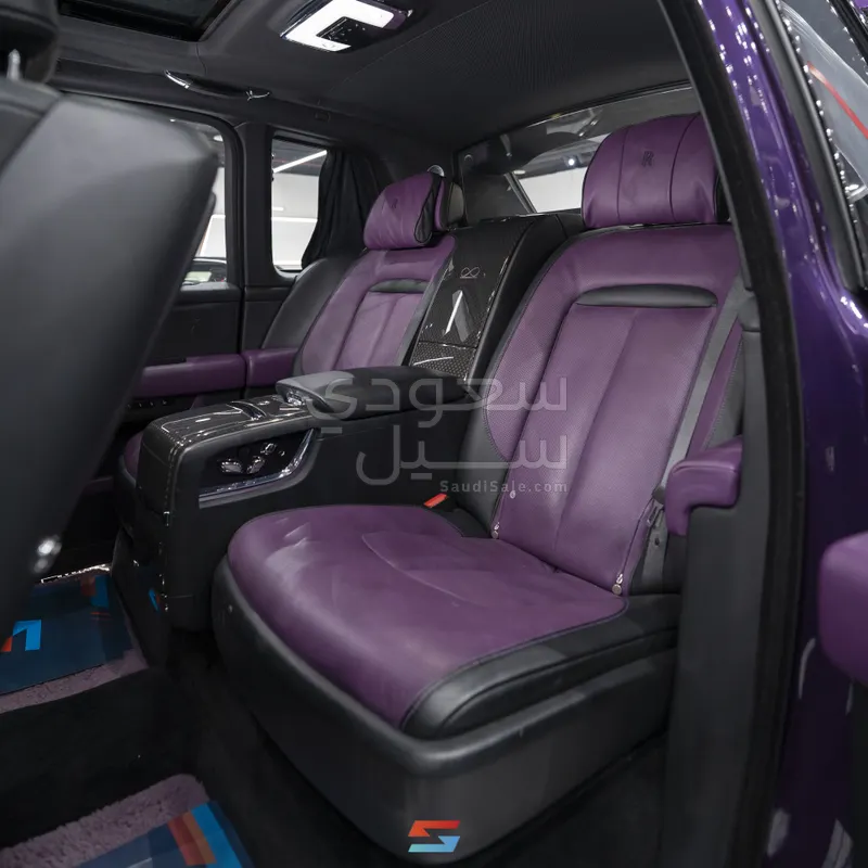 2020 رولز رويس كولينان بلاك بادج