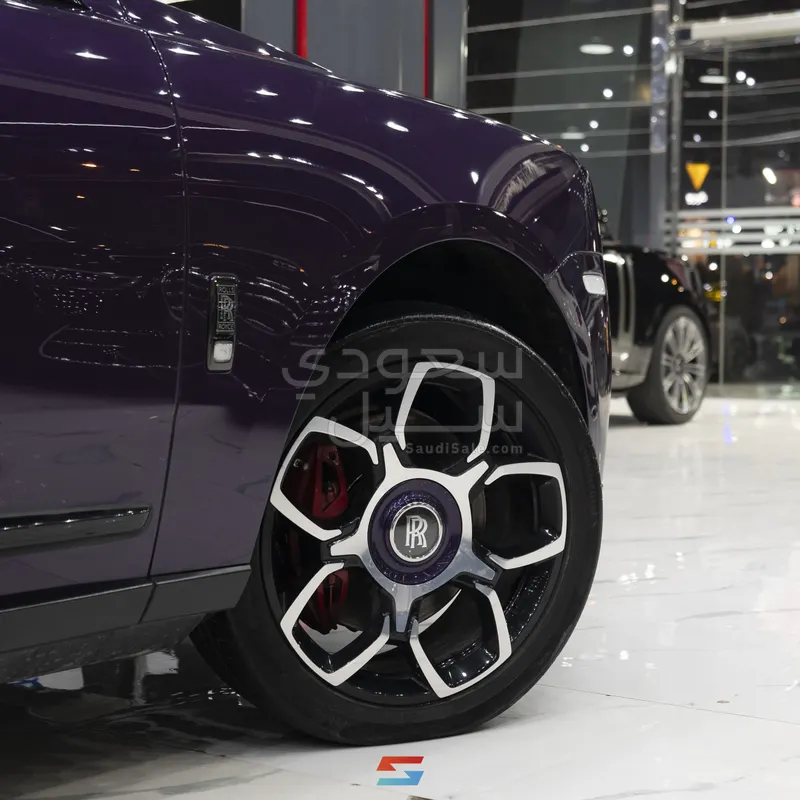 2020 رولز رويس كولينان بلاك بادج