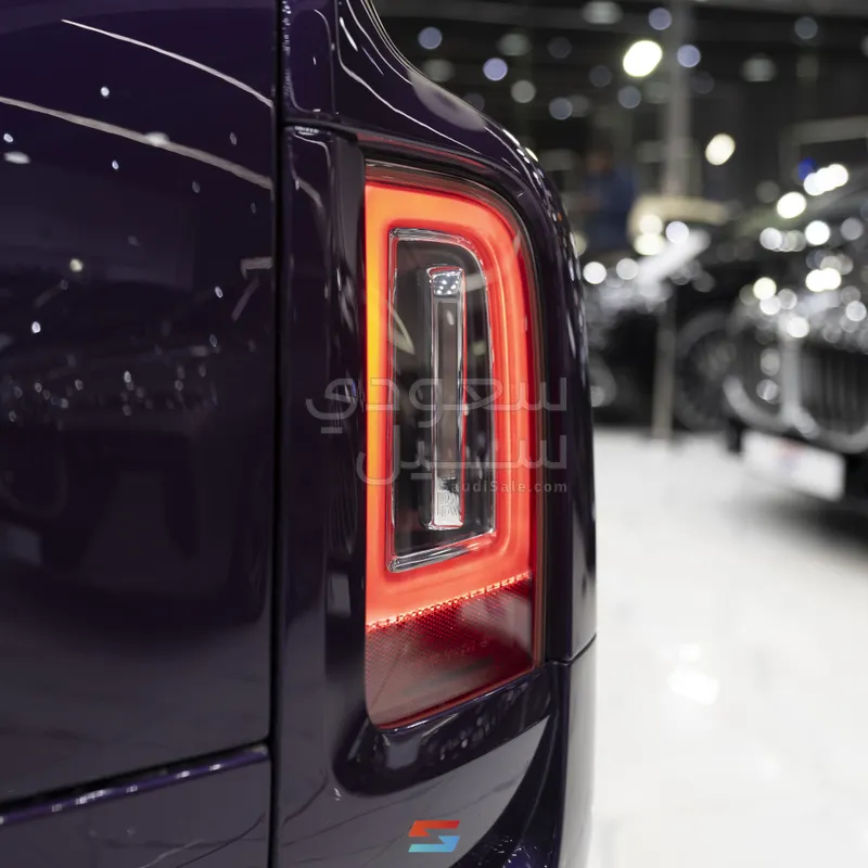 2020 رولز رويس كولينان بلاك بادج