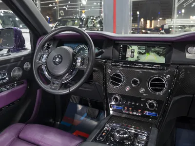 2020 رولز رويس كولينان بلاك بادج