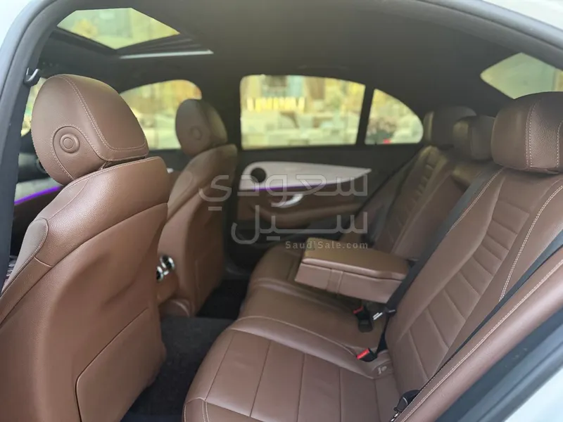 2021 مرسيدس - بنز إي 250