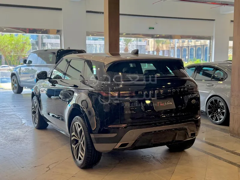 2020 لاند روفر رينج روفر ايفوك داينمك