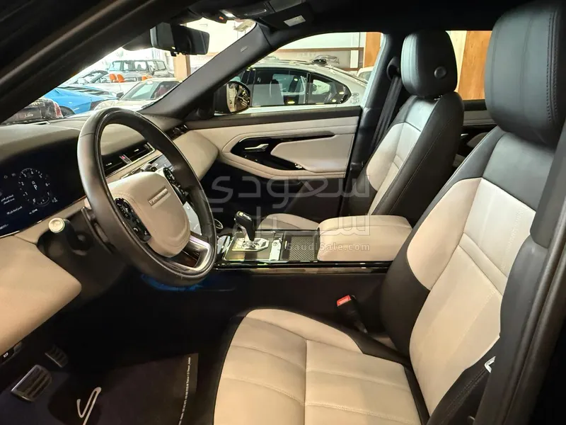 2020 لاند روفر رينج روفر ايفوك داينمك