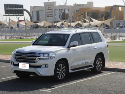 2017 تويوتا لاند كروزر في اكس  اس