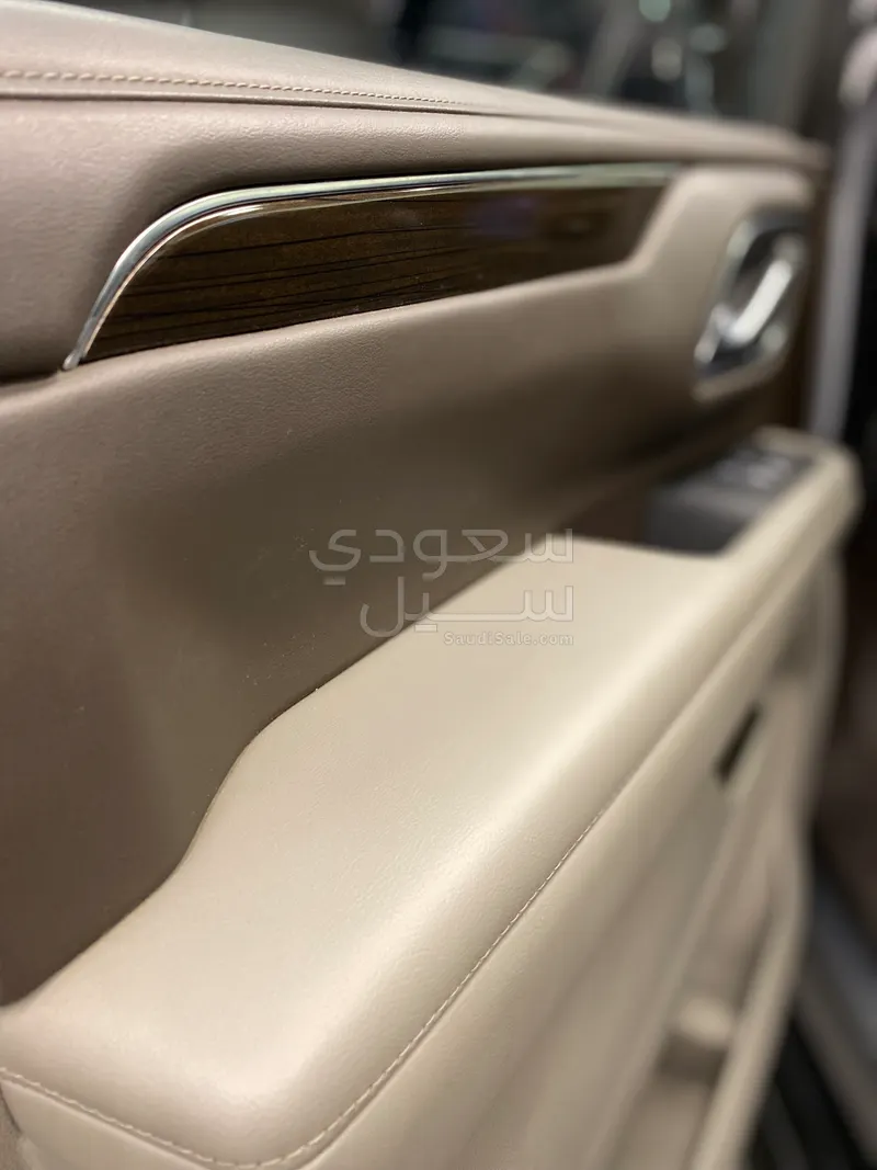 2022 جي ام سي يوكون اس ال اي