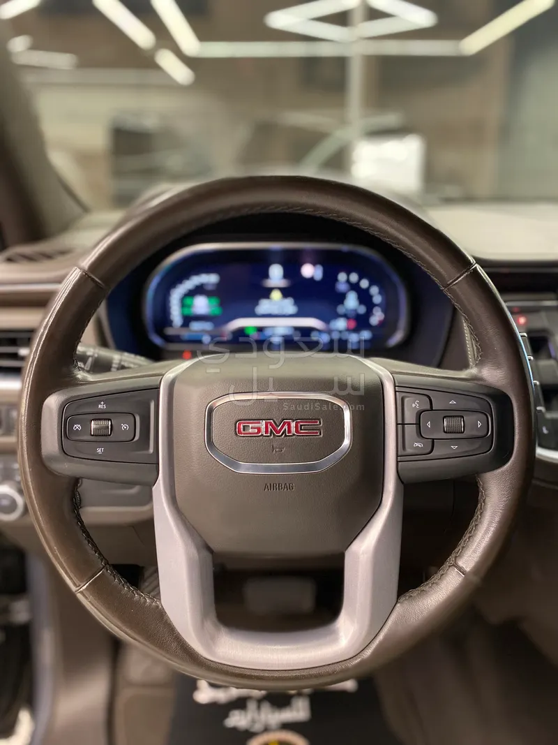 2022 جي ام سي يوكون اس ال اي