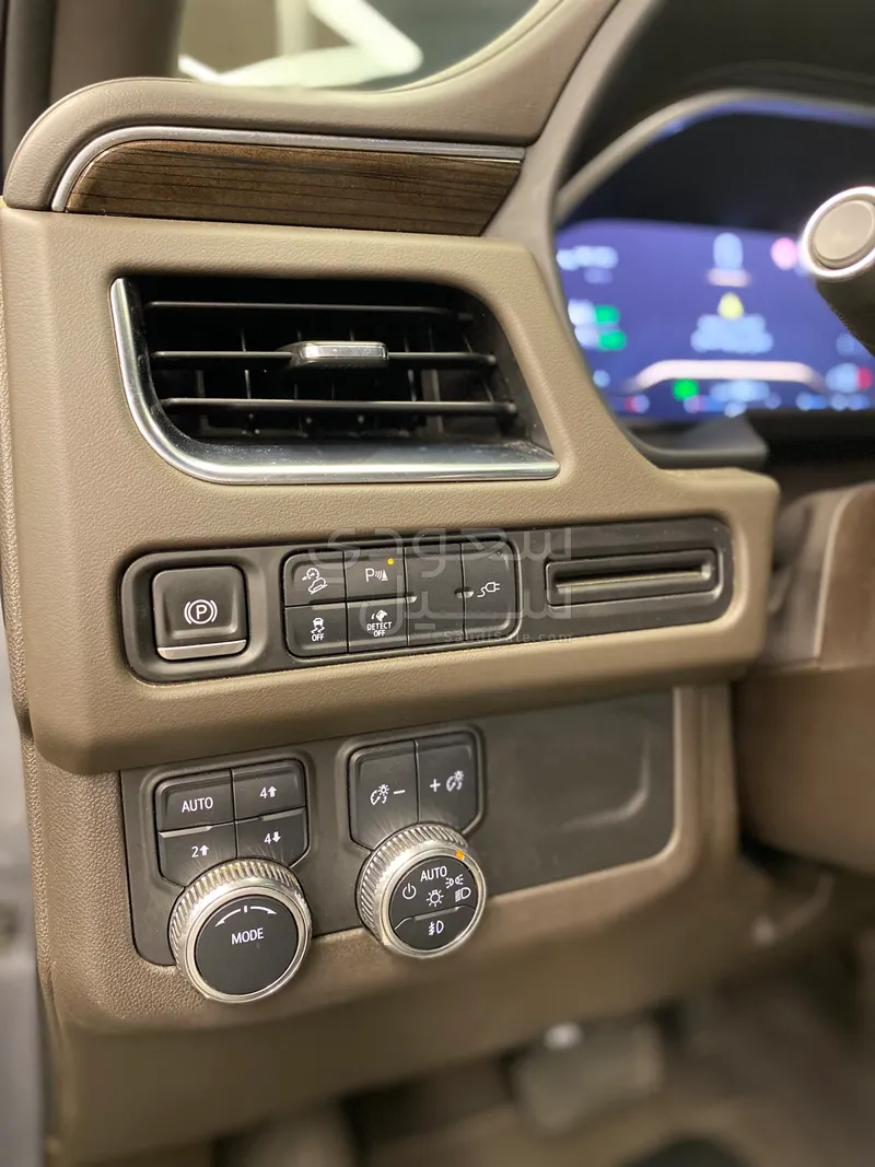 2022 جي ام سي يوكون اس ال اي