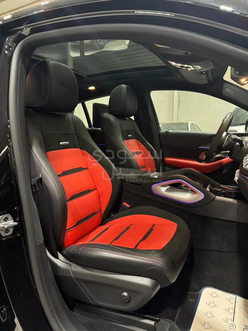 2021 مرسيدس - بنز جي إل إي 63إس أي إم جي