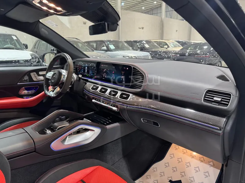 2021 مرسيدس - بنز جي إل إي 63إس أي إم جي