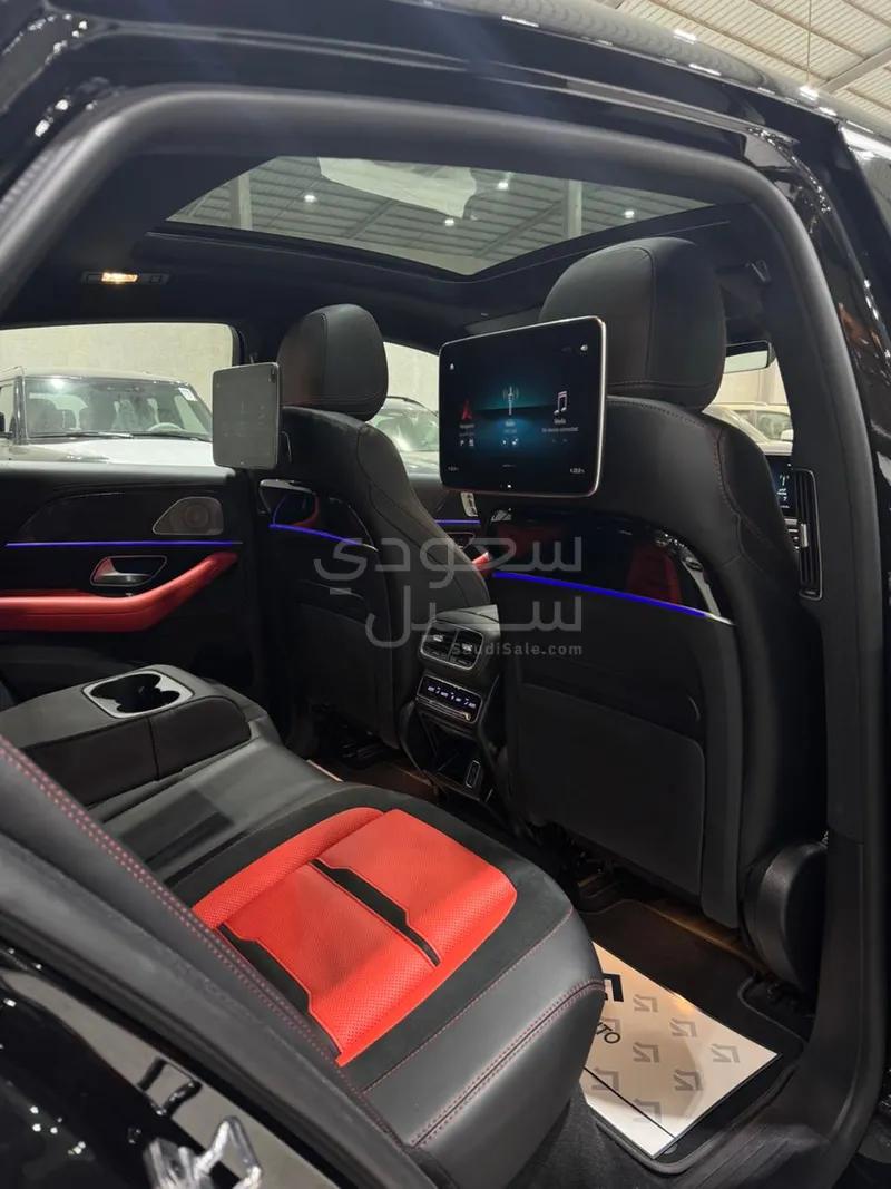 2021 مرسيدس - بنز جي إل إي 63إس أي إم جي