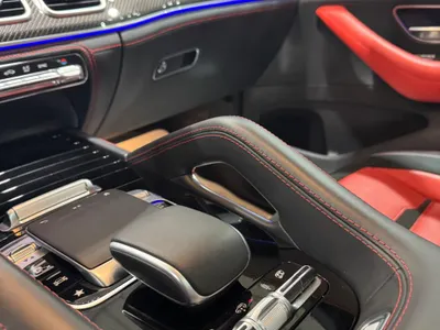 2021 مرسيدس - بنز جي إل إي 63إس أي إم جي